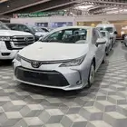 كورولا 2025 محرك 2.0 بطاقة جمركيه متوفر لون فضي و رمادي