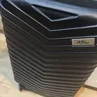 شنطة سفر إلا تحملها معاك في الطياره ممتازه