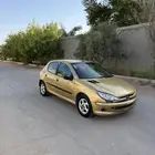 للبيع سيارة بيجو مفحوص ومجدد وجاهز للنقل ( اول عرض )