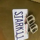 لوحة و دعست سيكل و لوح سيارة او سيكل