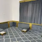مساند مجلس برواز ذهبي واللون سماوي