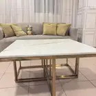طاولة للبيع