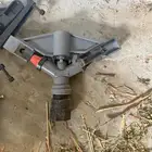 رشاش ماء بنوعين مختلفين كما موضع في الصورة