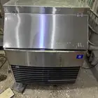 صانعة ثلج ايس ميكر