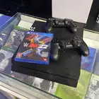 (تم البيع)سوني بلايستيشن فور نظيف