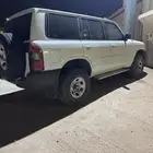 نيسان فتك 2009 للبيع