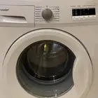 غسالة اتوماتيكية من شركة شارب (صناعة يابانية)