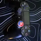 يد Xbox   يد سوني 4