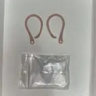 وصلة تثبيت سماعات AirPods في الاذن