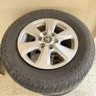 جنوط لاندكروزر وكفرات ربع حجري