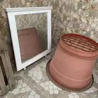 حوض زراعة ومرايا غرفة