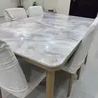 طاولات للبيع