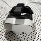 meta quest 3s 128 gig الجهاز من نون معاه علبته و مسكت راس