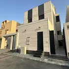 فيلا مع شقة للبيع