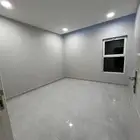 للإيجار شقة شبه جديدة في النايفية بالهفوف