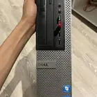 كمبيوتر مكتبي وتصاميم