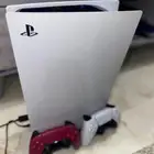 سوني 5 بحالة ممتازة ويوجد معه كرتونه ويدان الحد 1850