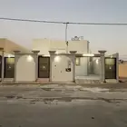 للايجار دور ارضي فالمجمعه حي المستقبل