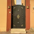 دور مع ملحق بالسطح