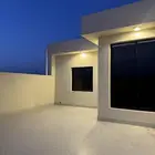 ملحق بسطح غرفتين جديده للايجار نخبة الوسام