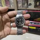 ساعة ويست اند قديمة تم البيع