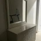 تسريحه للبيع خشب اصلي