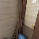 ثلاث ابواب خشب