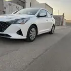 للبيع اكسنت 2022