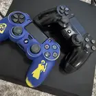 سوني بلايستيشن 4 للبيع نظيف