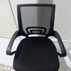 طاوله وكرسي للبيع على السوم