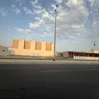 للبيع ارض تجارية في مخطط النبلاء م500 شارع 30م