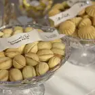 معمول وجوزية وشوكولاتة العيد