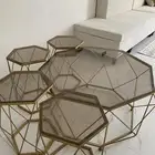 طاولة مع خدمه 4 زجاج