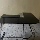 كرسي قيمنق مع طاولة. قيمنق