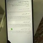 ايفون 12 في شي اسود مدري كسر او حرق وفي الكاميرا كسر بسيط.