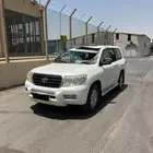 لاند كروزر GXR 2009 مصدوم ( منقلب )