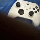 للبيع يد اكس بوكس نظيفة جدا  استخدام مره وحده