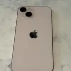 آيفون 13 وردي