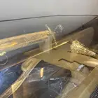 بشت وسيف ومدخن