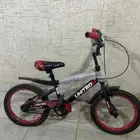 للبيع دراجة هوائية حجم وسط جديد له ثلاثة شهور للجادين فقط