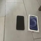 جوال iPhone 12 Mini. بي 1900 بس الكاميرا الخلفية خربانة