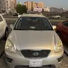 كارنس واجن 2012 للبيع