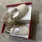 جزمات اطفال جديده لم تستخدم.