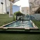 مسبح خاص لتعليم السباحه للاطفال الصغار