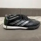 شوز كرة قدم ماركة إديداس مقاس (40)