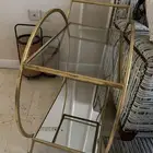 عربة للقهوة والشاي