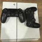 سوني 4 مع يدين موب اصليه اليدين والجهاز ماقد فك