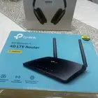 للبيع راوترين جديده و سماعه جديده