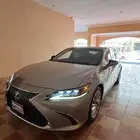 لكزس ES 350 2020 فل DD