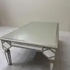 طاولة ضيافه بمرايا
